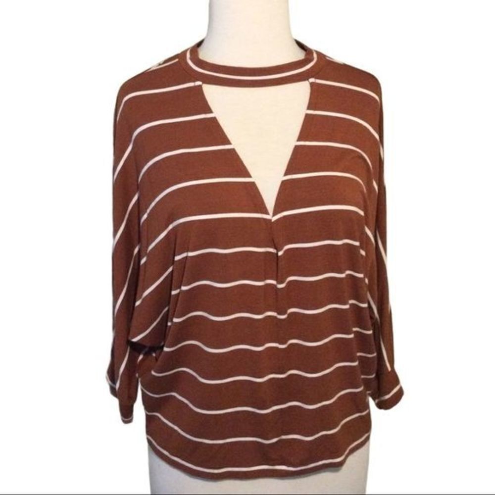 FOREVER 21 Choker‎ Neckline Brown Striped V Pullover Top S